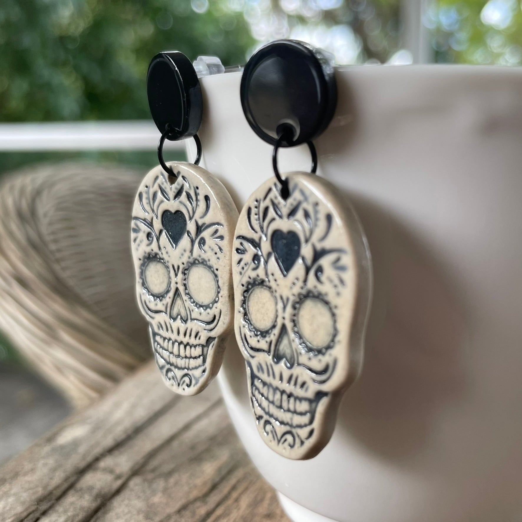 Earrings Handmade ceramic sugar skull Black and Bone beige