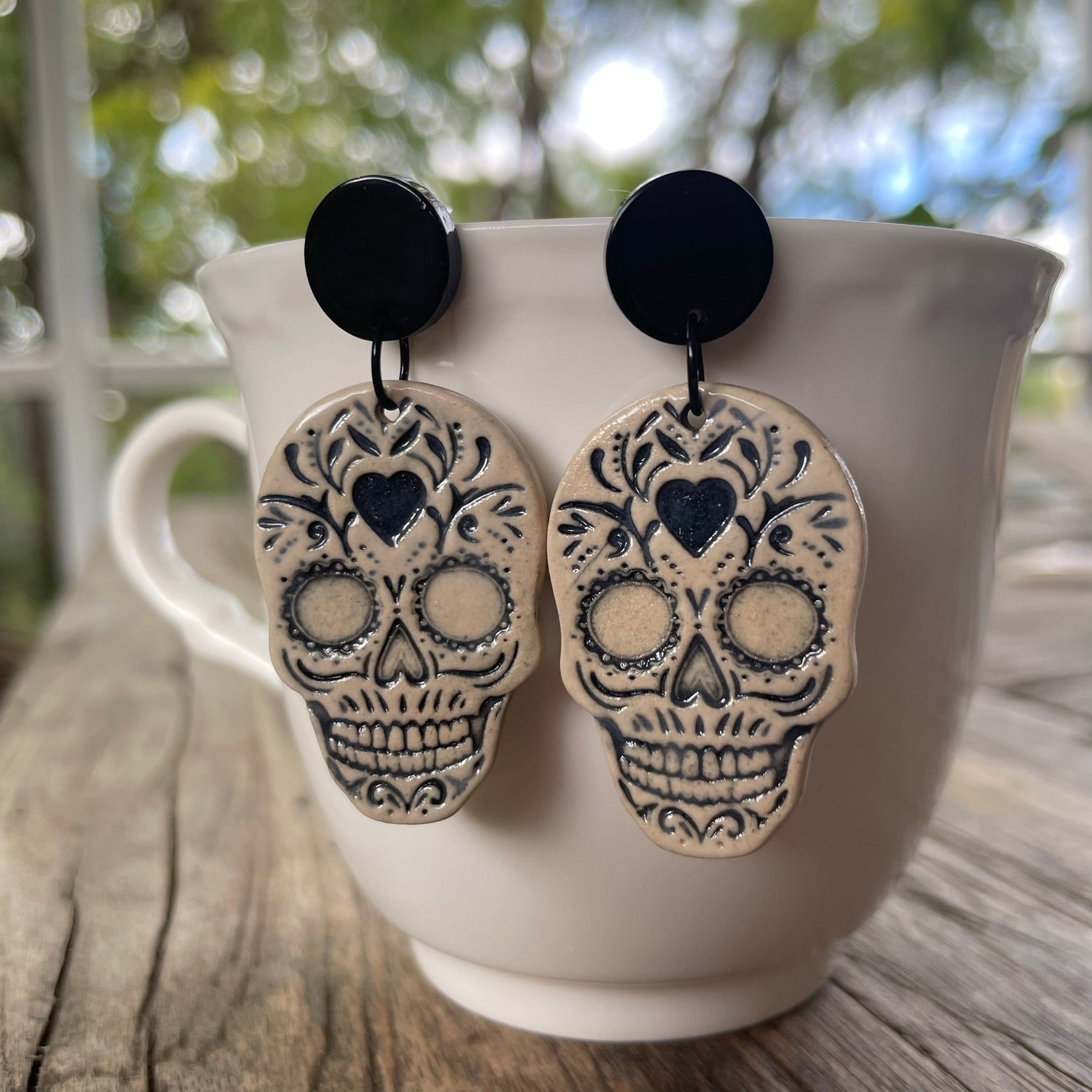 Earrings Handmade ceramic sugar skull Black and Bone beige