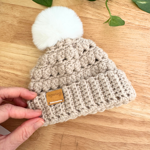 Newborn Baby Beanie - Natural with fluffy pompom