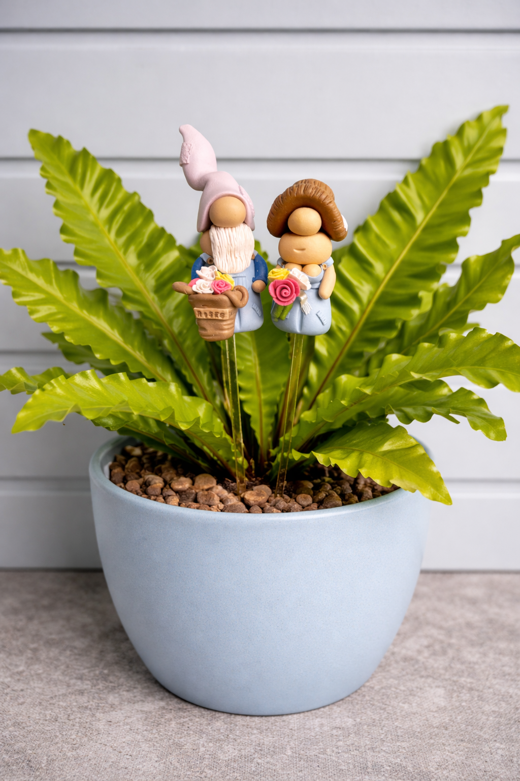 Tiny Gnomes | Flower shoppe
