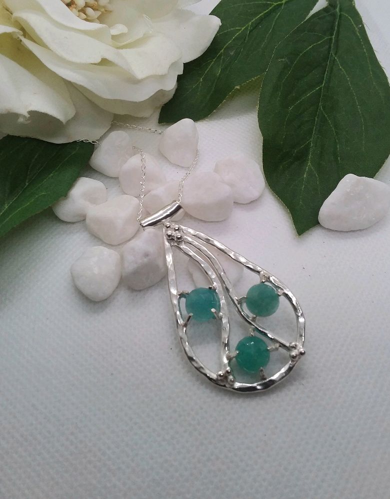 Sterling Silver pendant embellished with three  5ml Amonzite gemstones