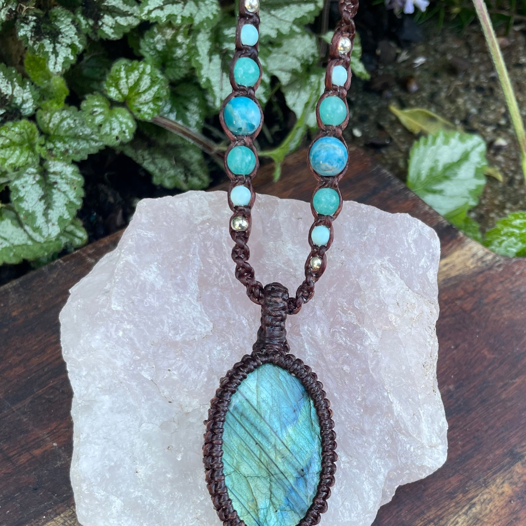 Labradorite Pendant, Macrame necklace boho style, adjustable