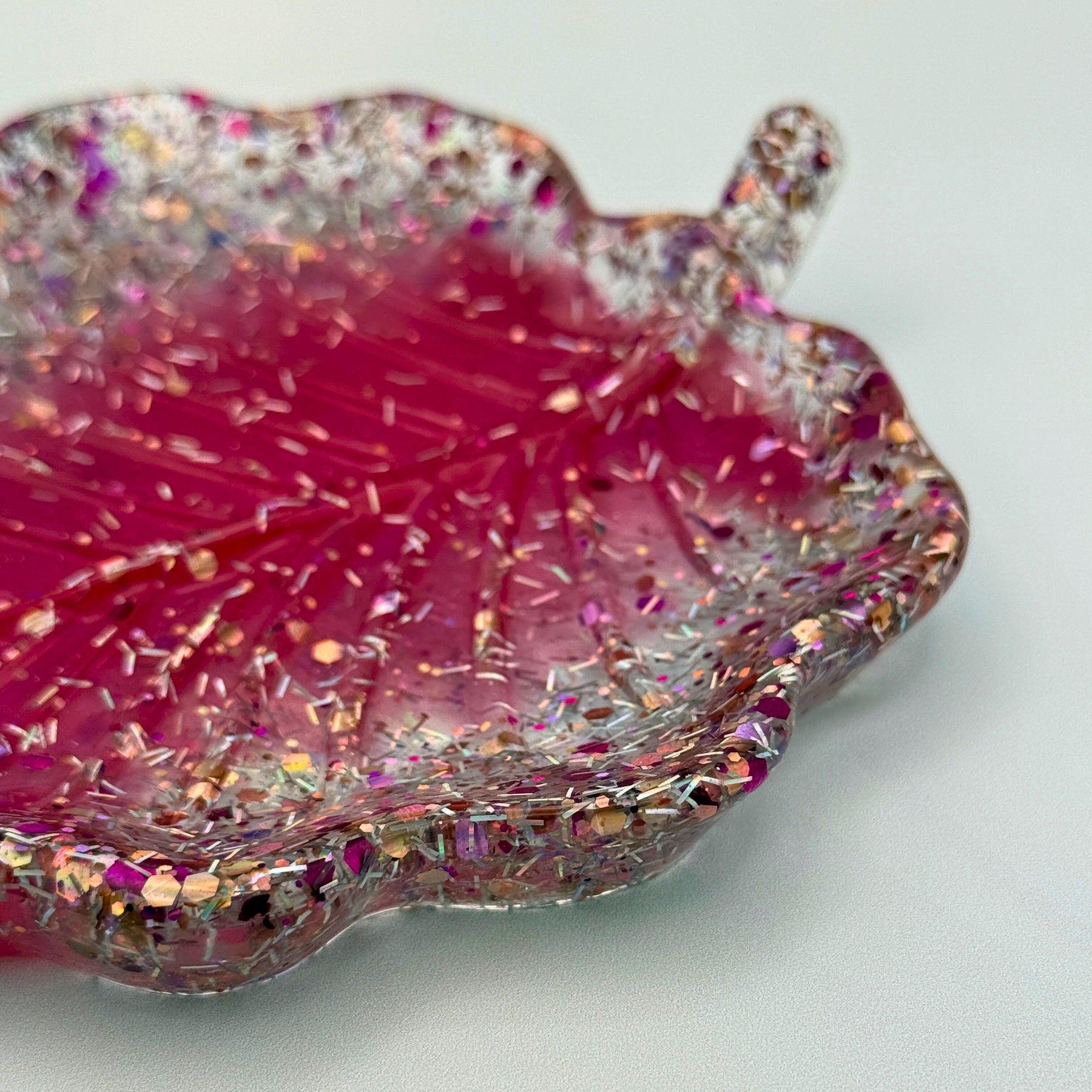 Un-be-leaf-able handmade resin leaf trays