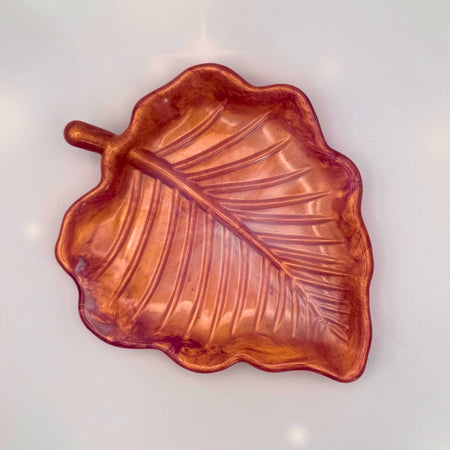 Un-be-leaf-able handmade resin leaf trays