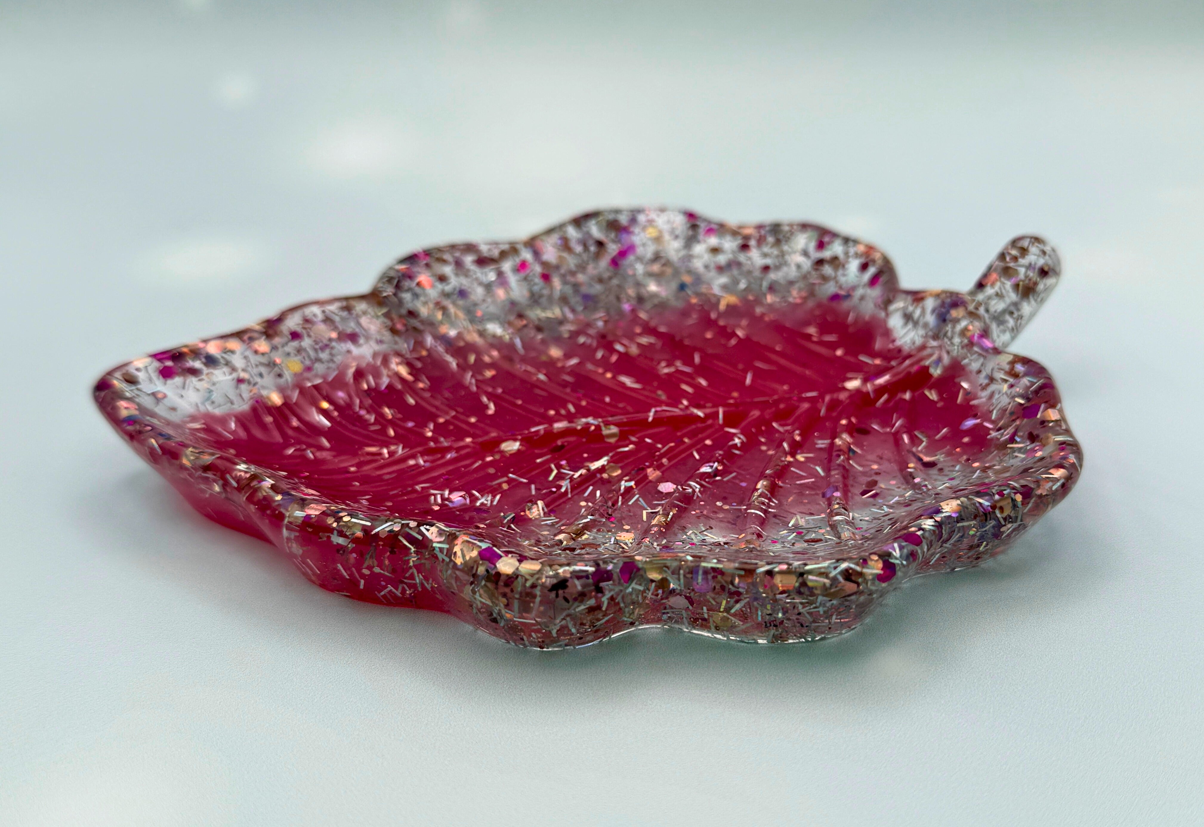 Un-be-leaf-able handmade resin leaf trays