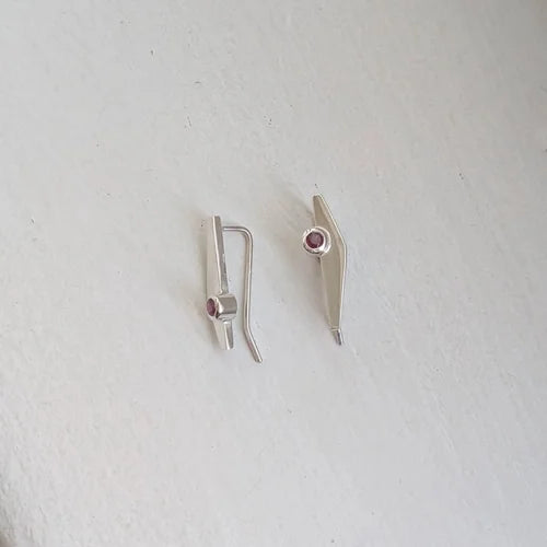 handmade geometric earrings × rhodolite garnets