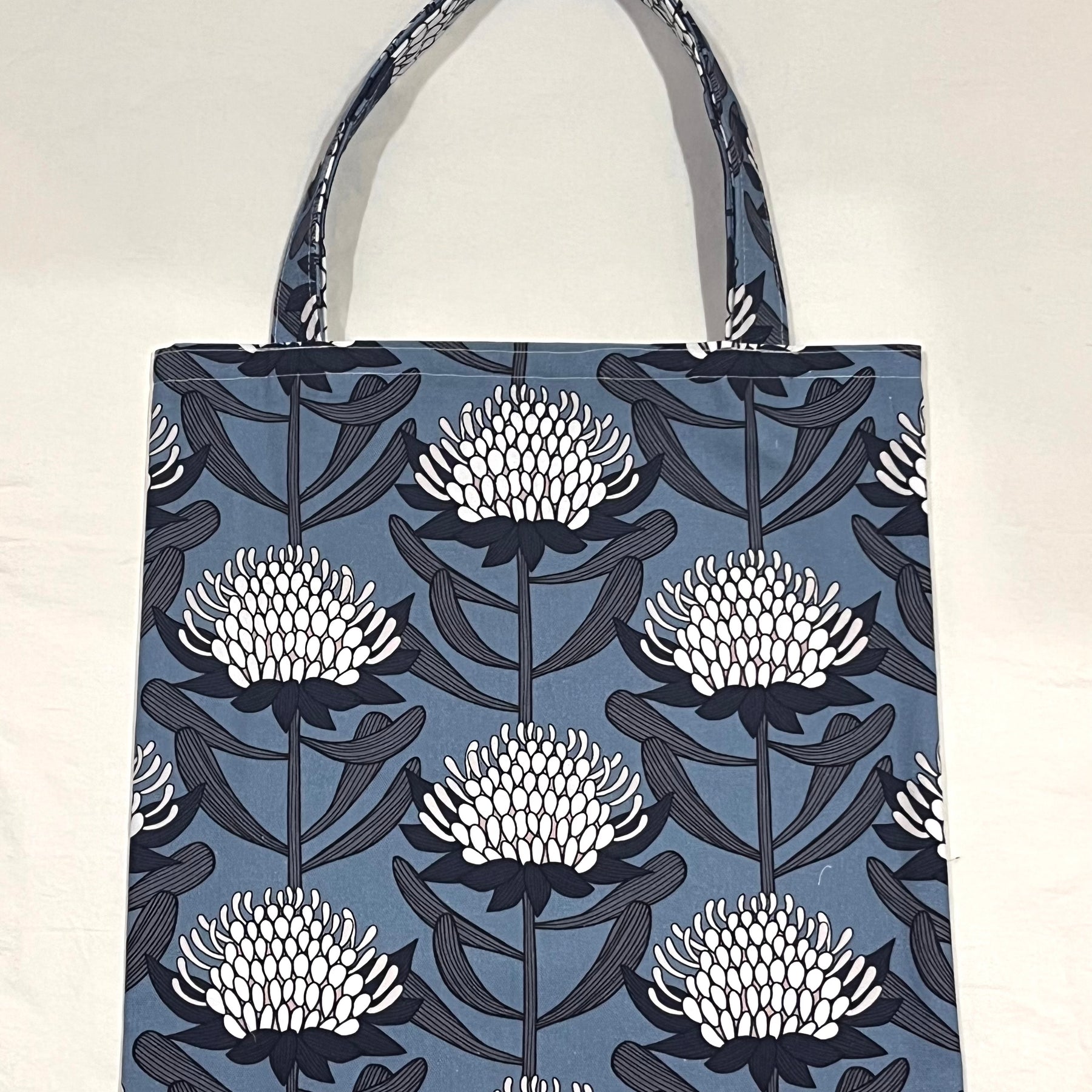 Blue waratah library/shopping bag