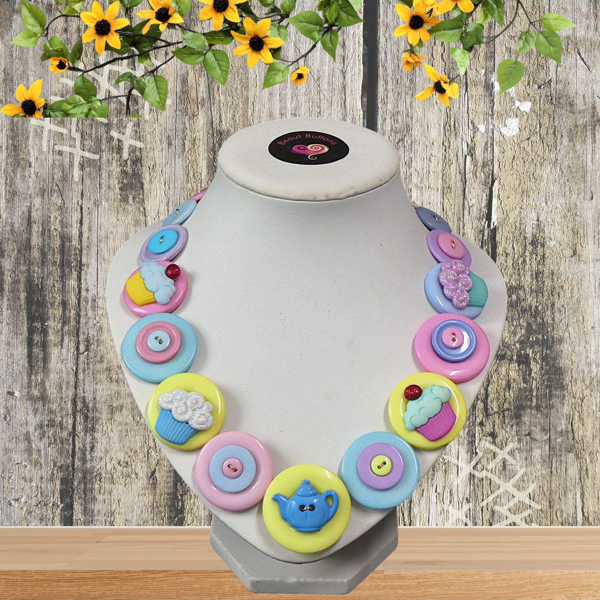 Colourful Button necklace - Tea Time