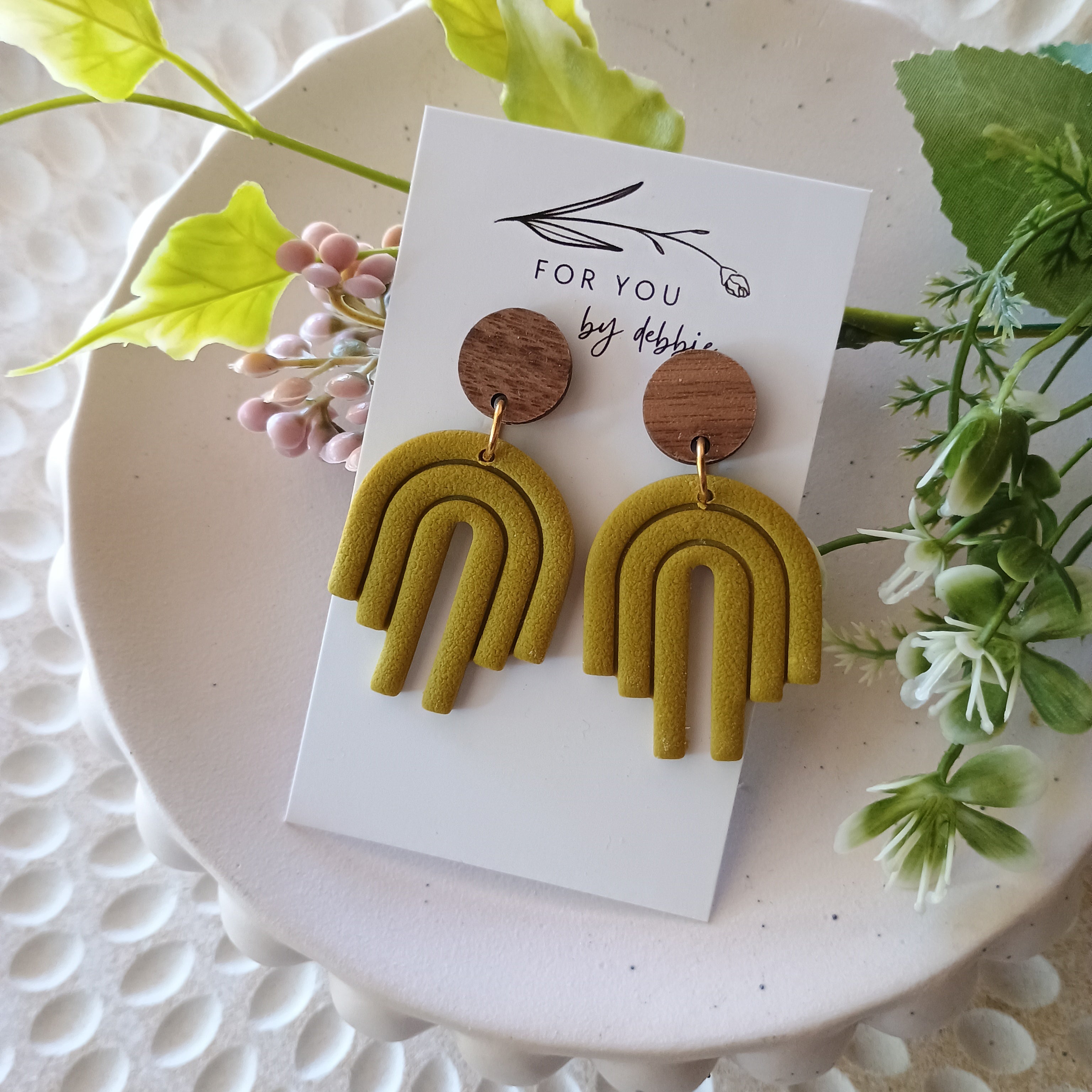 Wanda dangles polymer clay earrings- green and wood