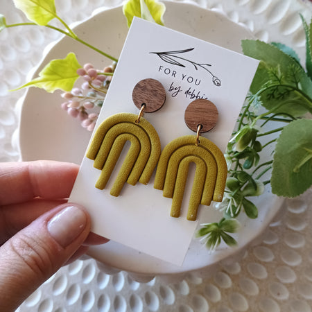 Wanda dangles polymer clay earrings- green and wood