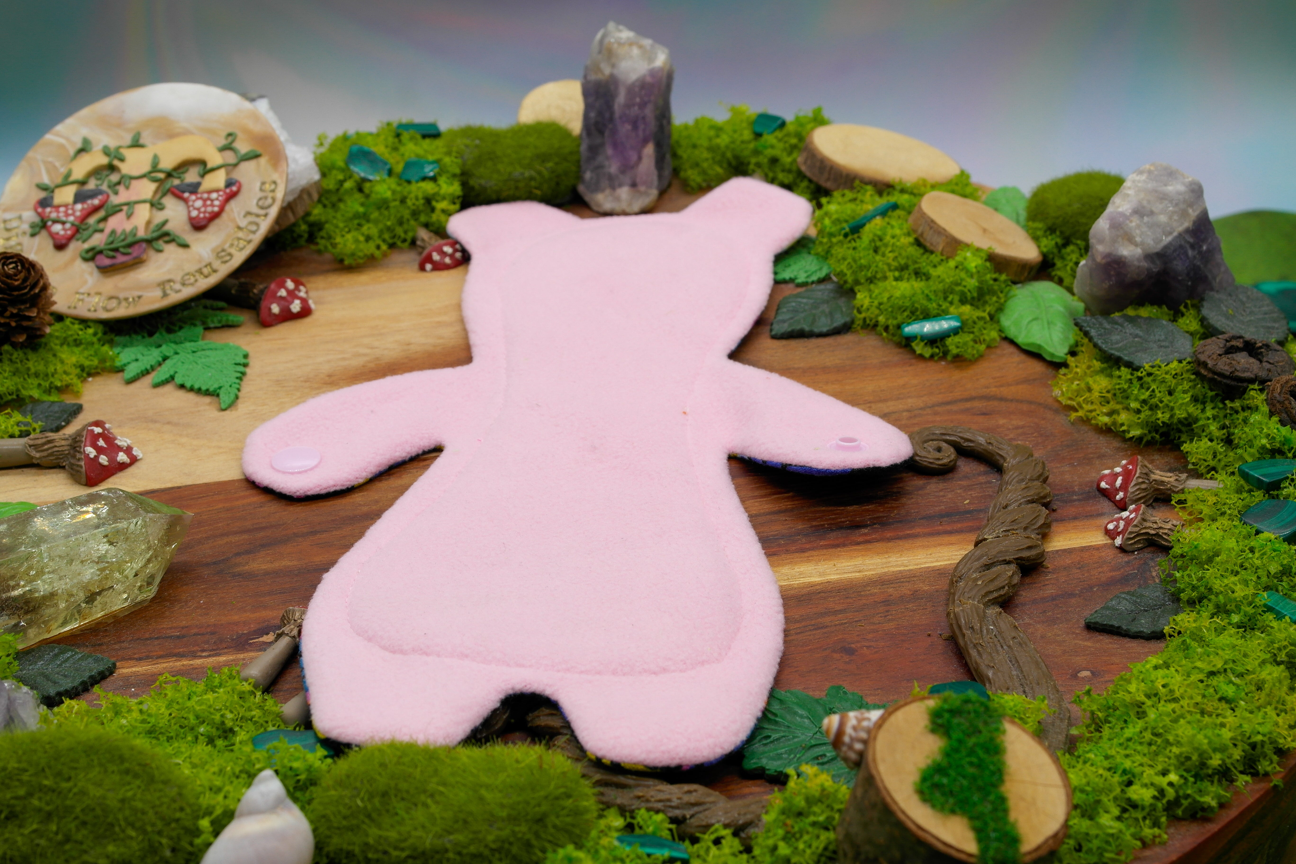 Ecofriendly reusable cloth pad 10" Moderate (Goldilocks) - Over the Rainbow