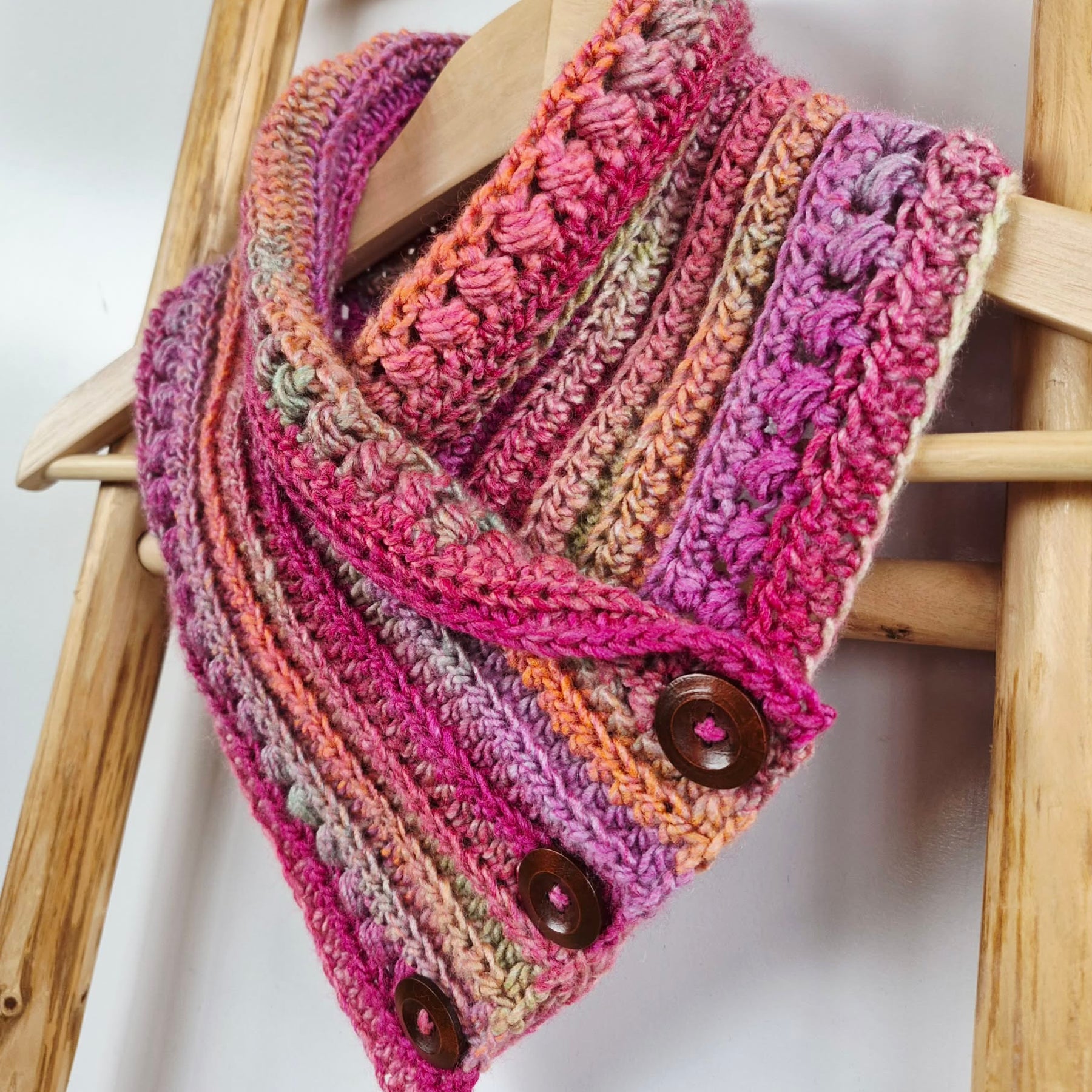 Ladies Neck warmer | Cowl | Scarf | Sunset Toned | Adult | Vintage | Crochet | Buttoned