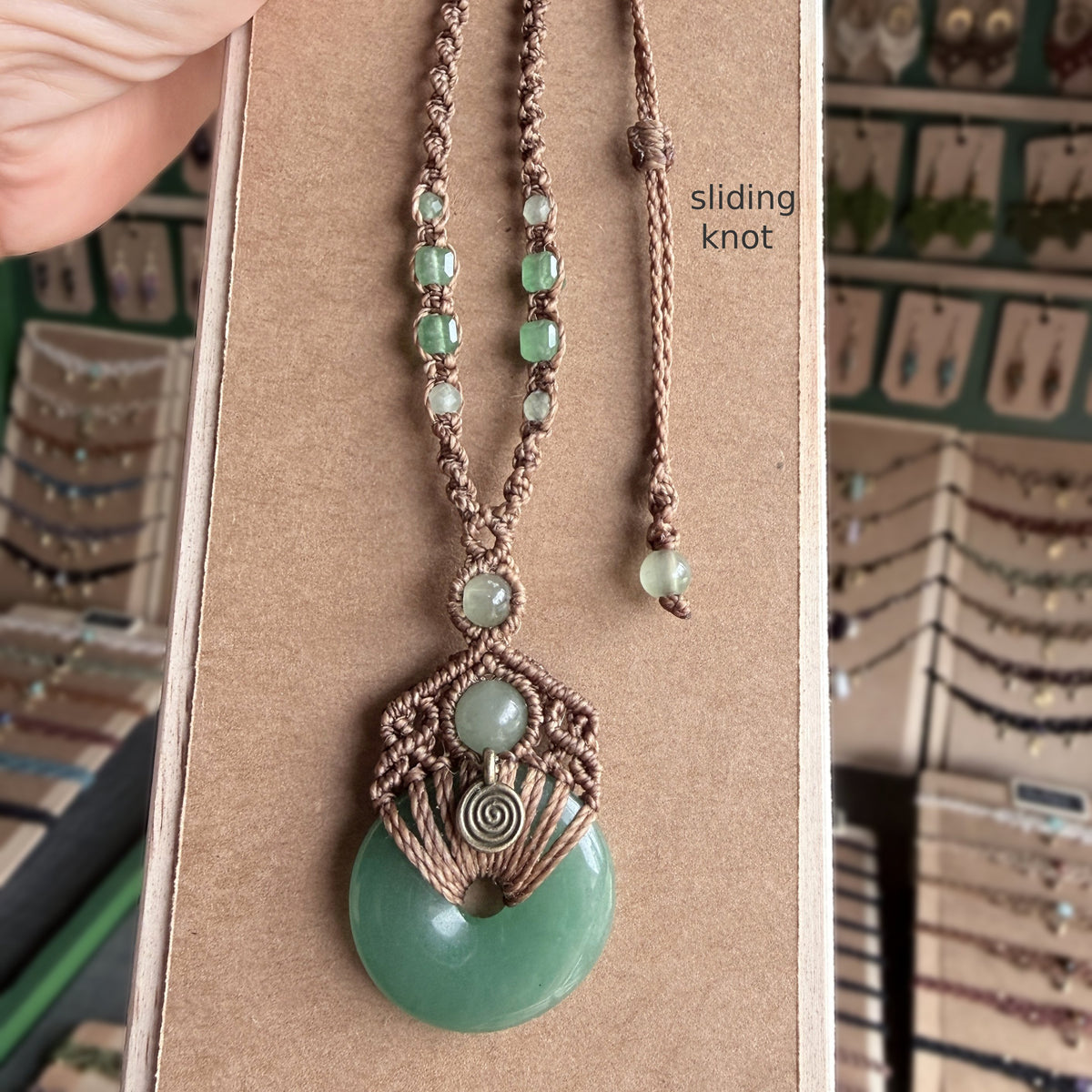 Macrame Pi-stone/Donut Necklace Pendant