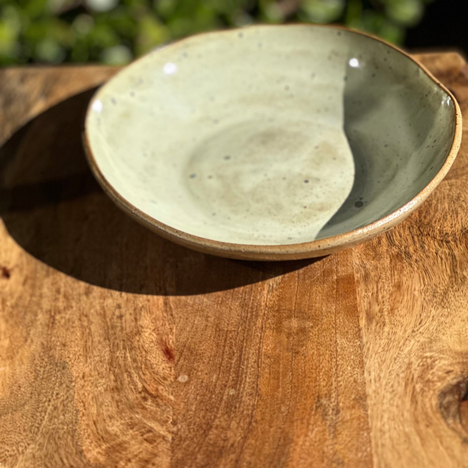Lemon Speckle Shallow Serving Bowl | Handmade Ceramic Bowl | Cockatoo | Stoneware