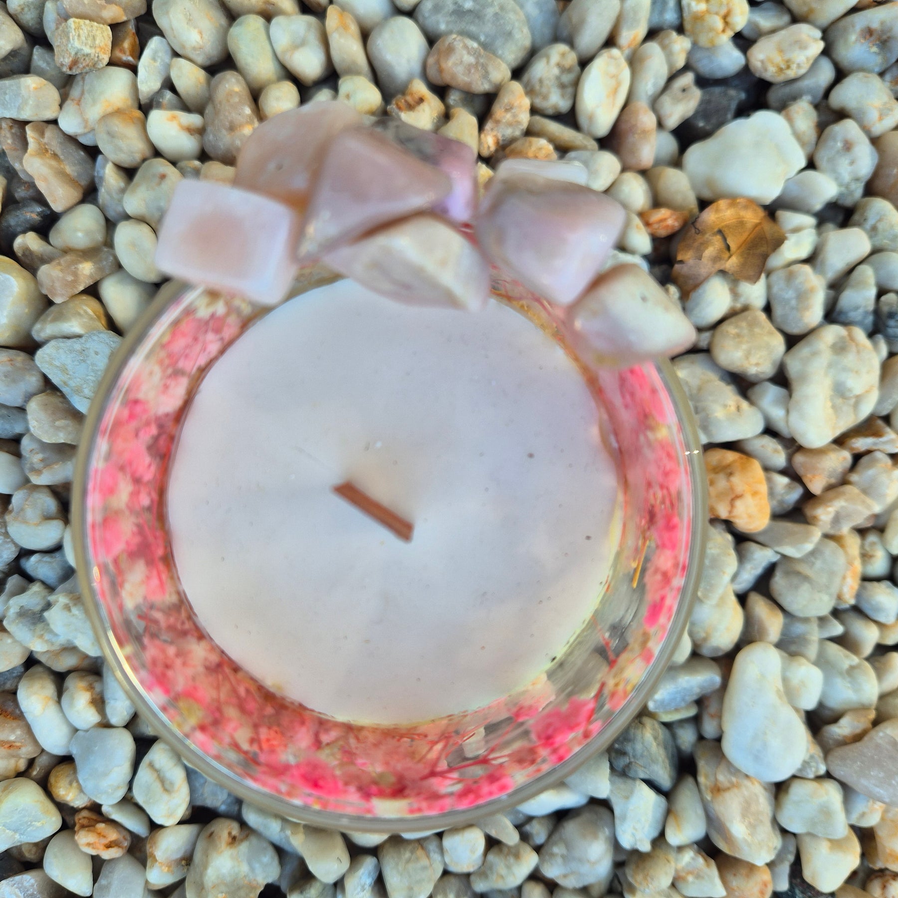 Pink baby's breath glass jar candle with pink opal