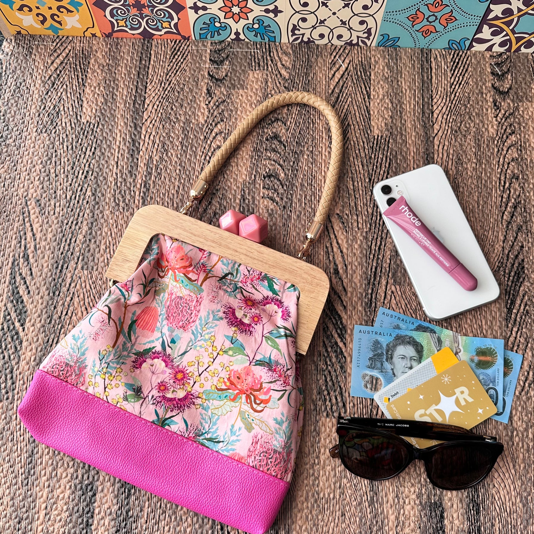 Kiss Lock Clutch with Vinyl Handle