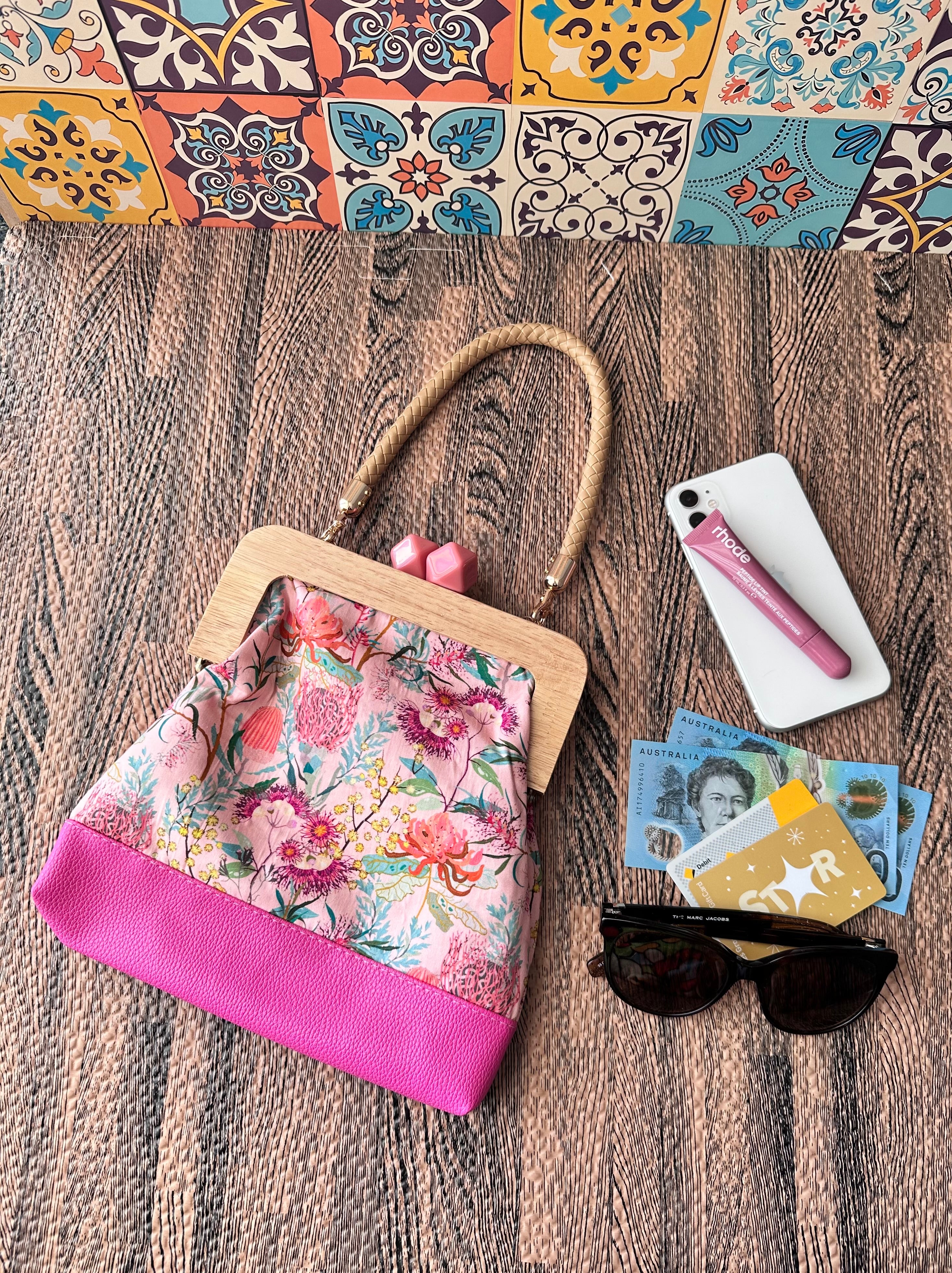 Kiss Lock Clutch with Vinyl Handle