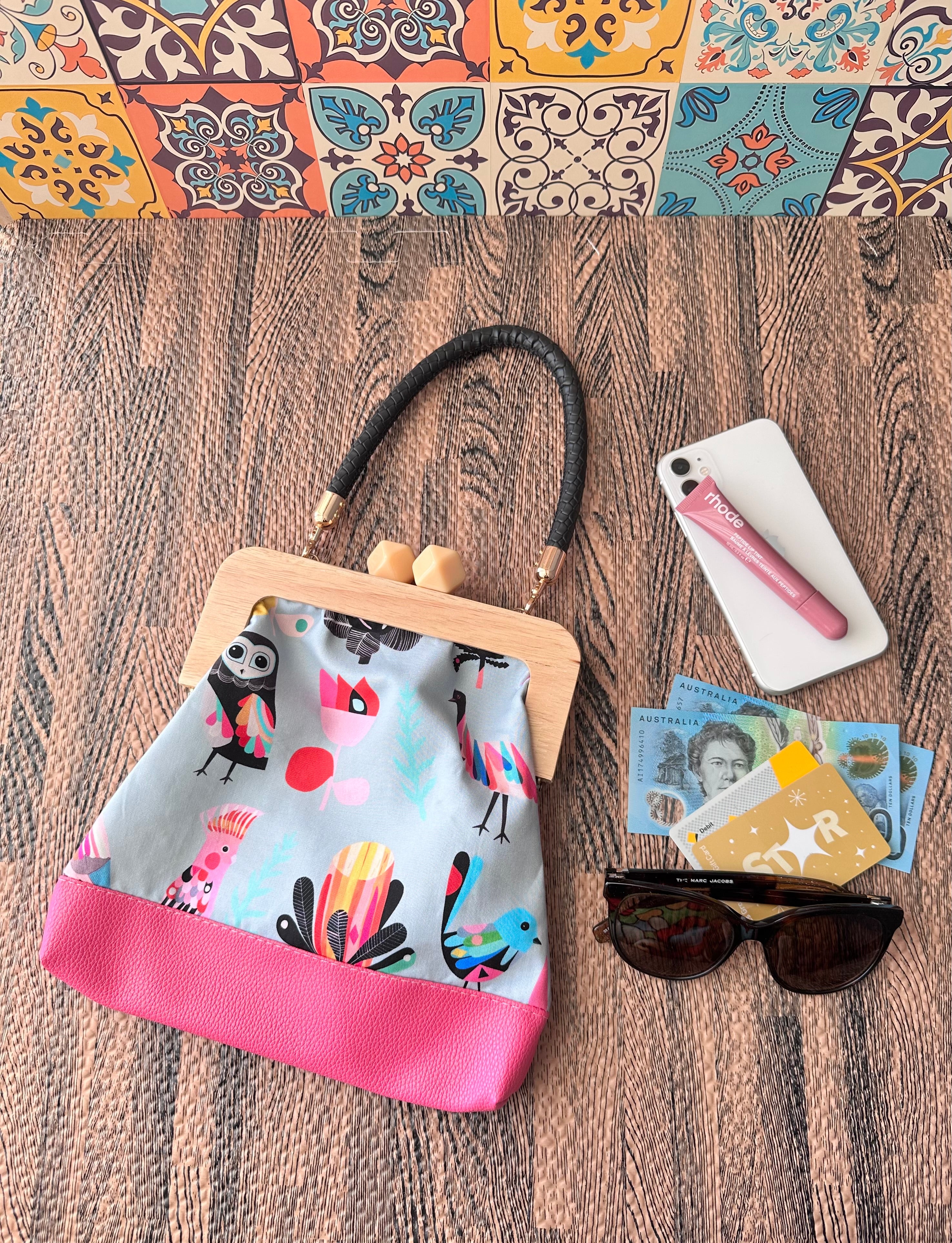 Kiss Lock Clutch with Vinyl Handle