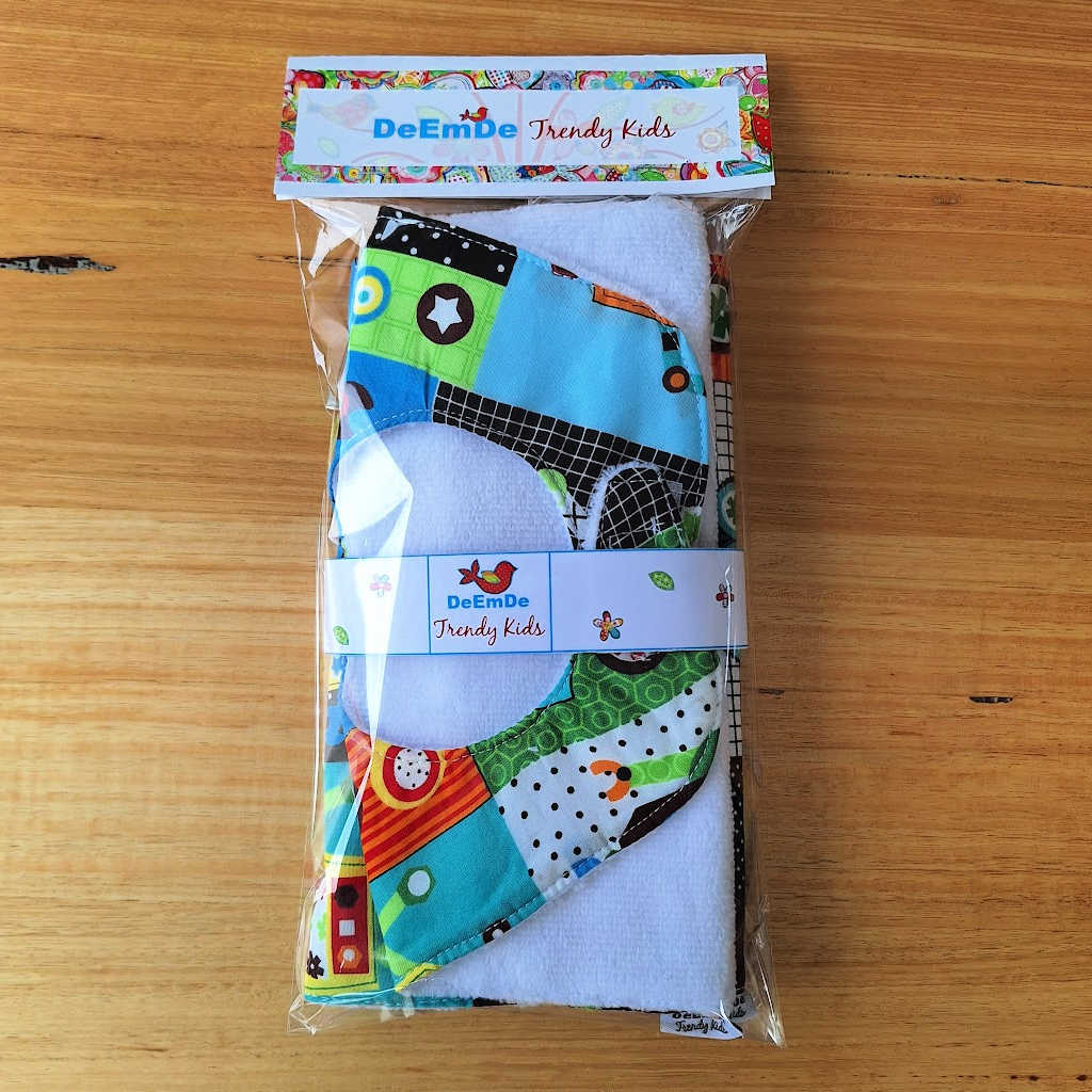 Handmade Baby Bib, Burp Cloth Set | Robot Print