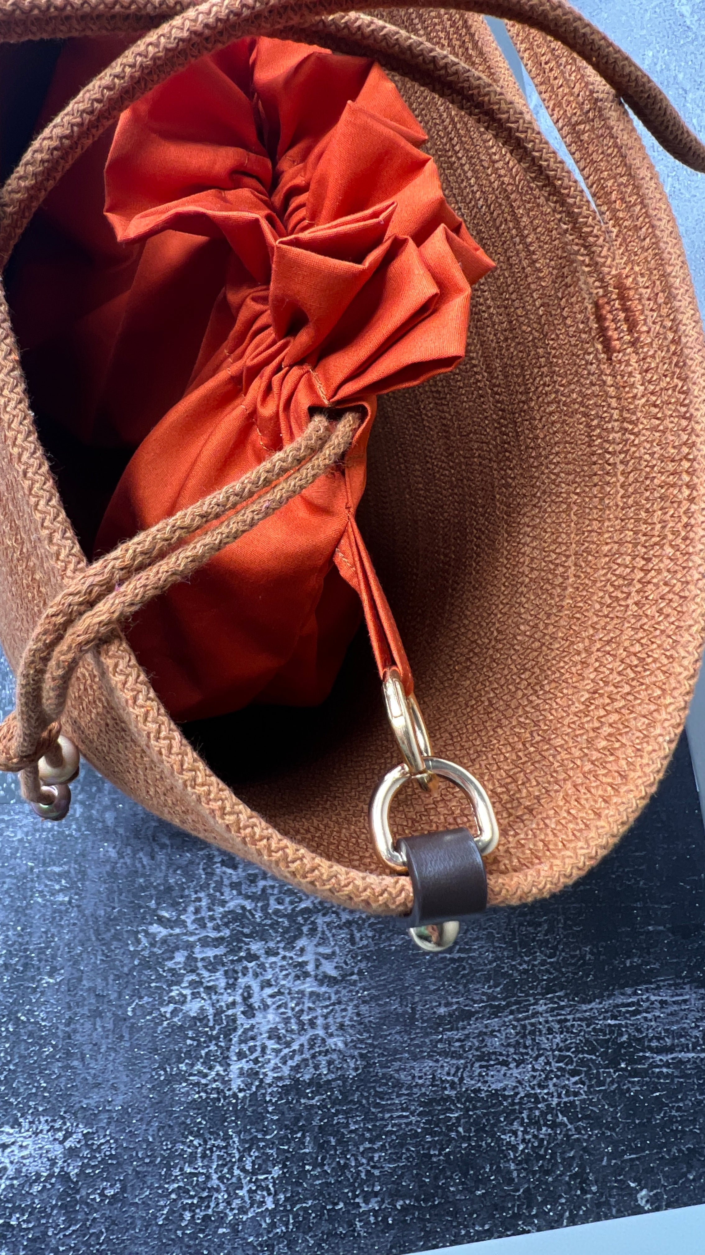 Tote bag