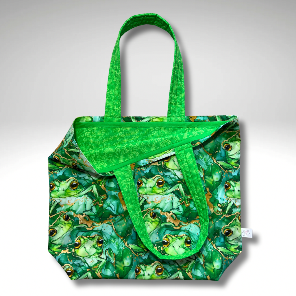 Grocery Tote ...Frogs ... Lined with storage bag