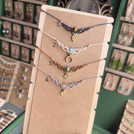 Macrame Collier with gemstone bead and brass charm - several choices