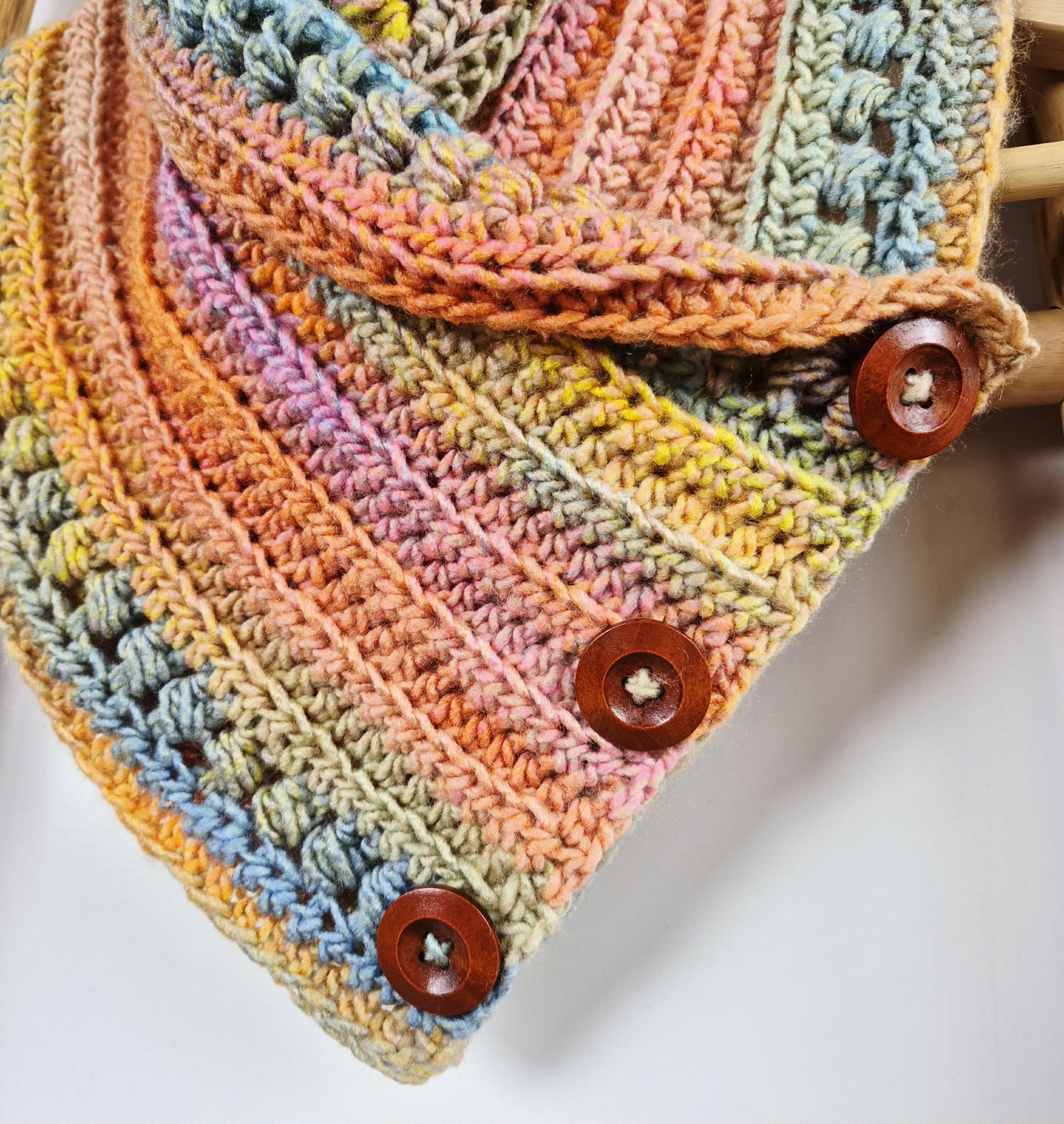 Ladies Neck warmer | Cowl | Scarf | Multi Colour | Adult | Vintage | Crochet | Buttoned