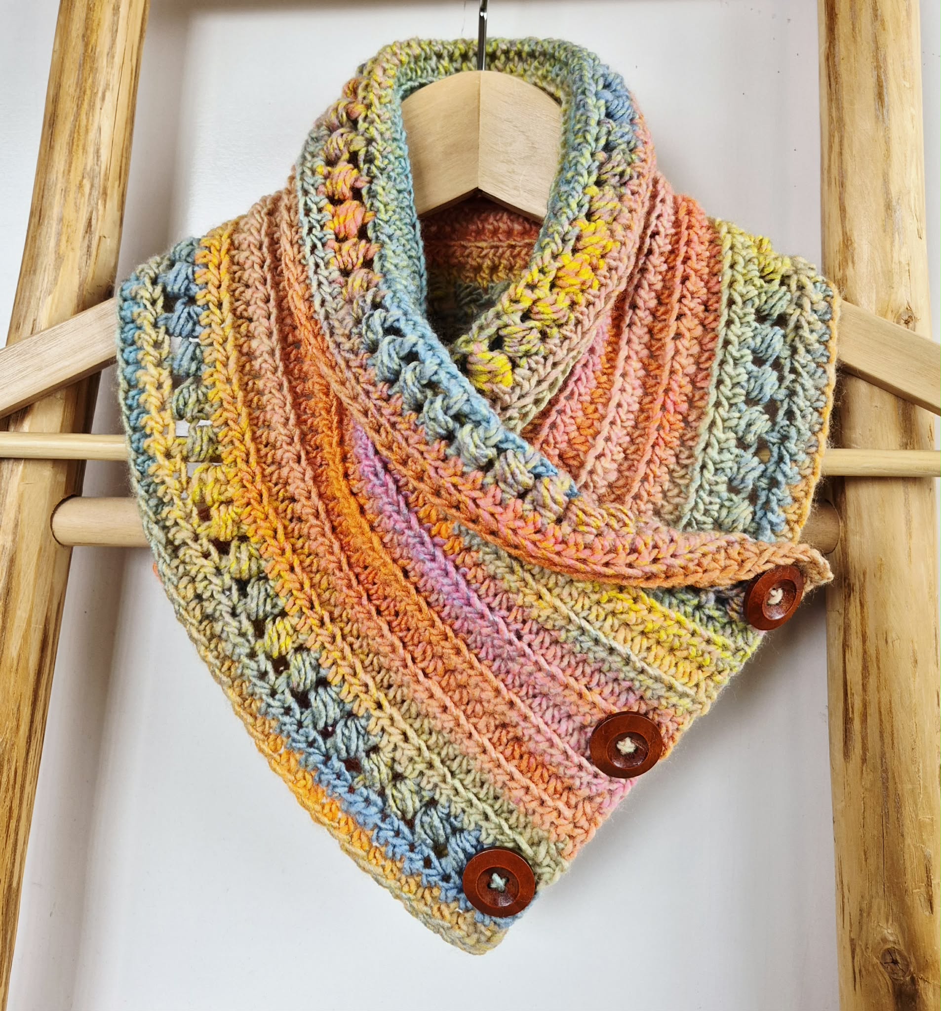 Ladies Neck warmer | Cowl | Scarf | Multi Colour | Adult | Vintage | Crochet | Buttoned