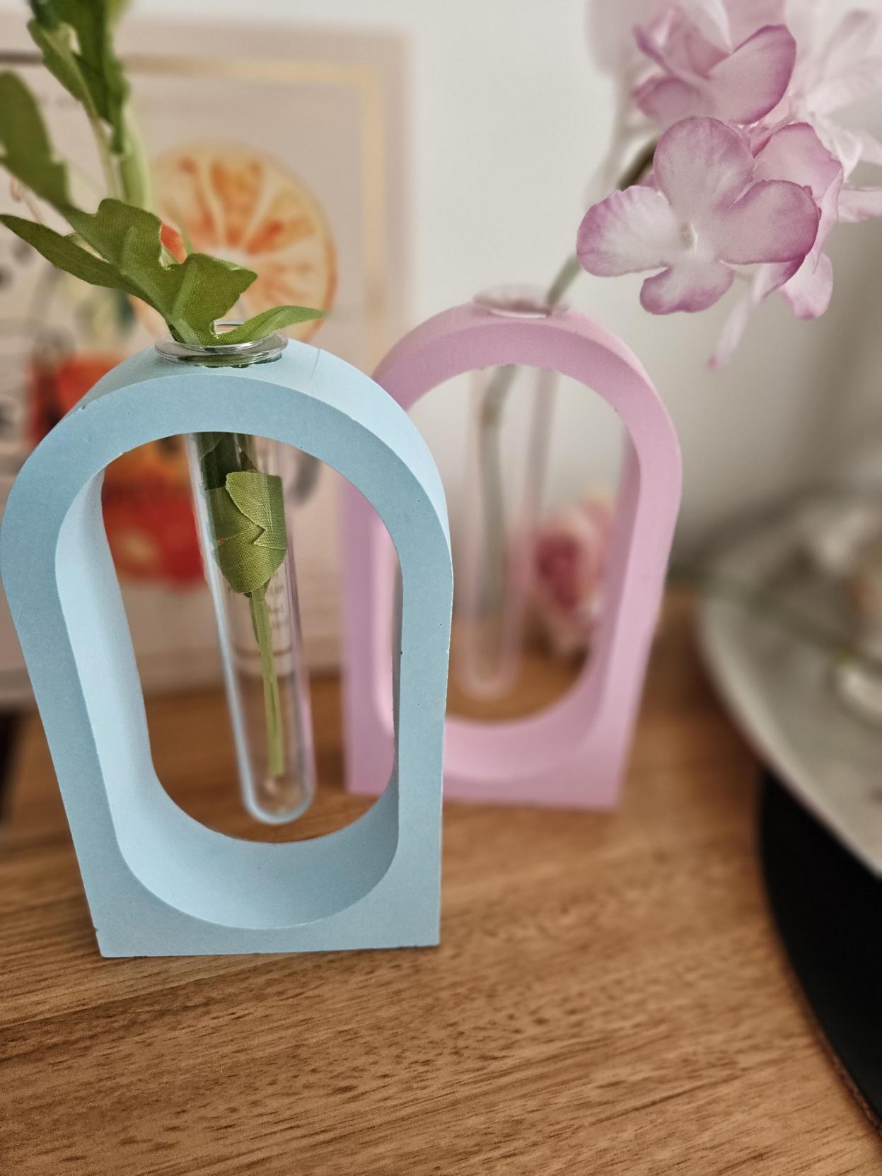 Eco Resin Propagation Vase