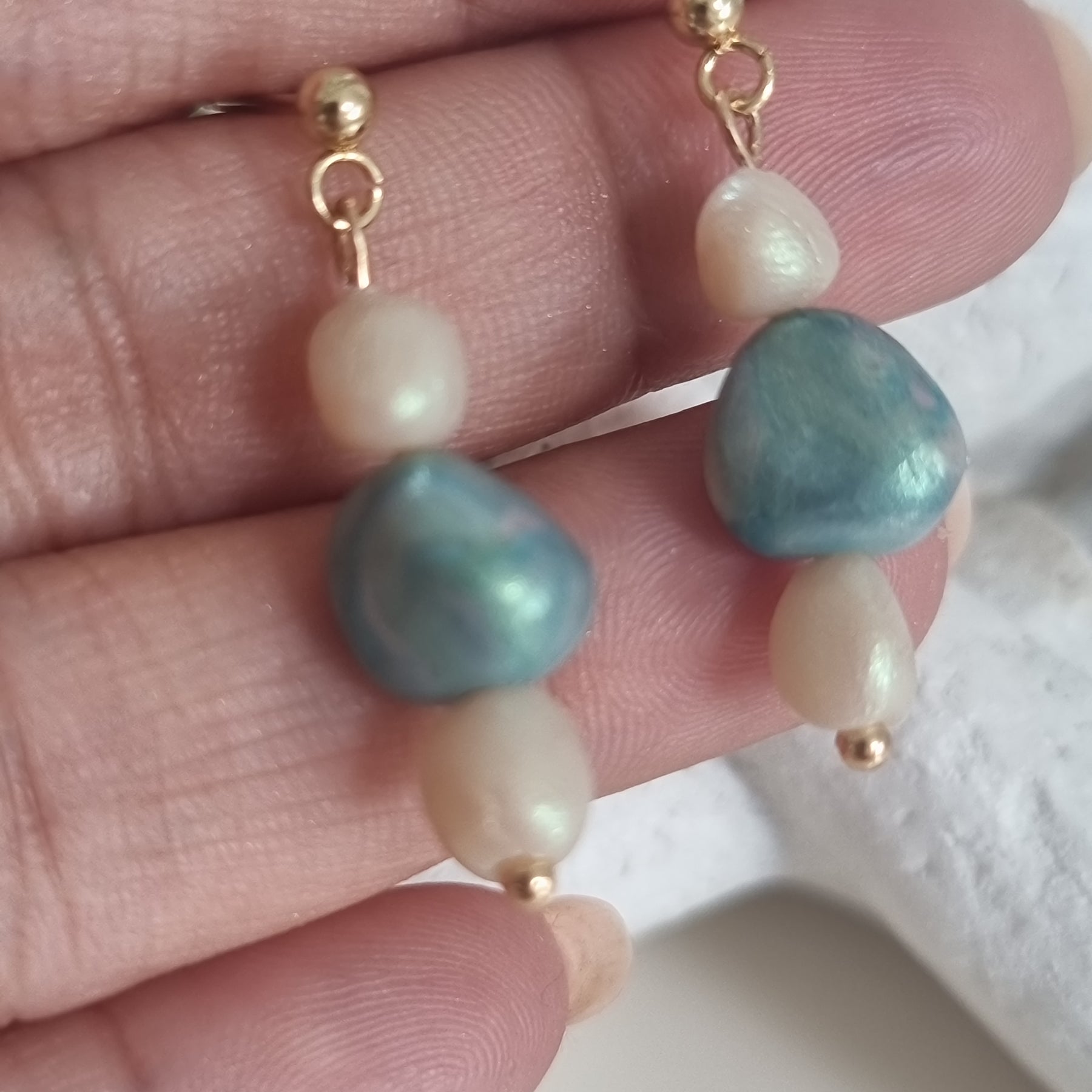 Simple Harmony Dangles