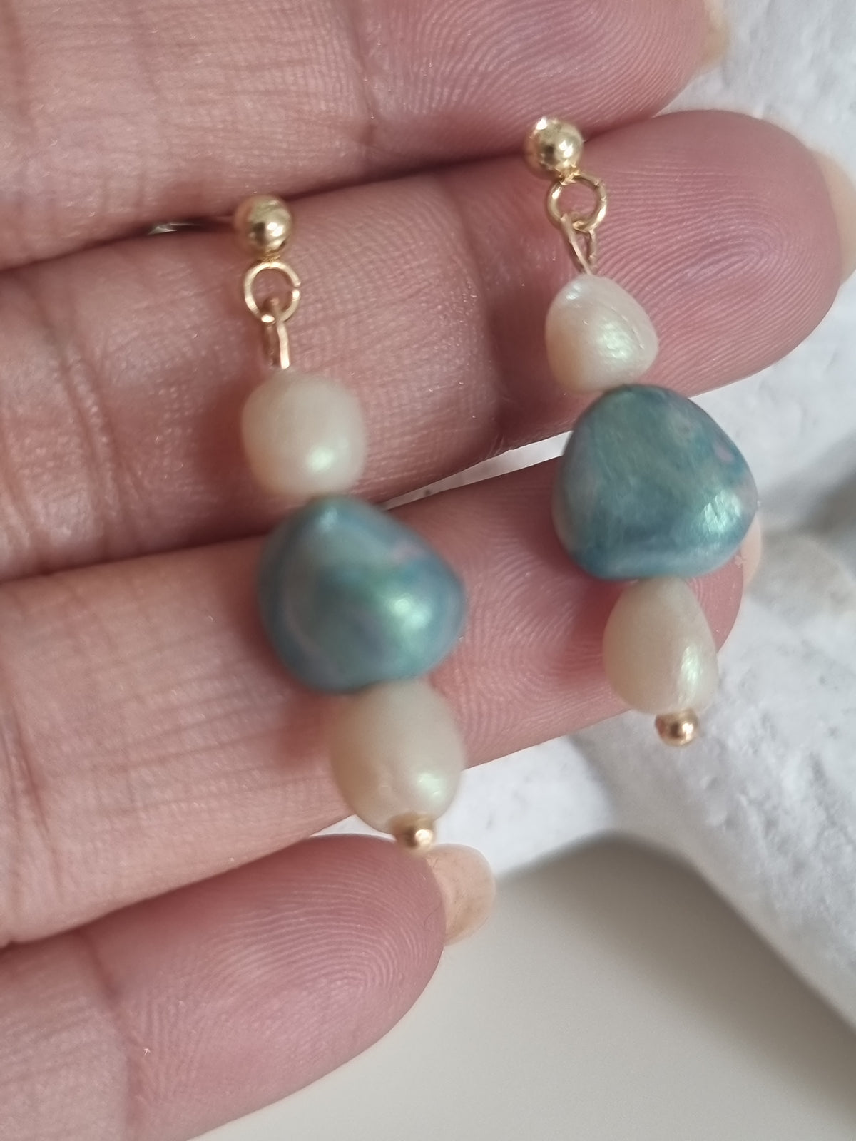 Simple Harmony Dangles