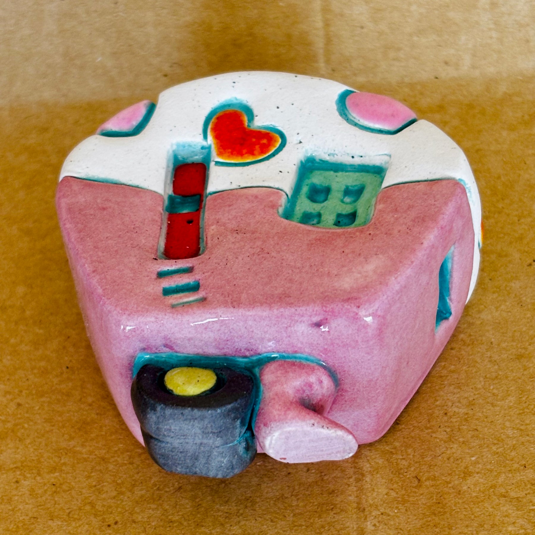 Small Retro Collectable Ceramic Caravan 6