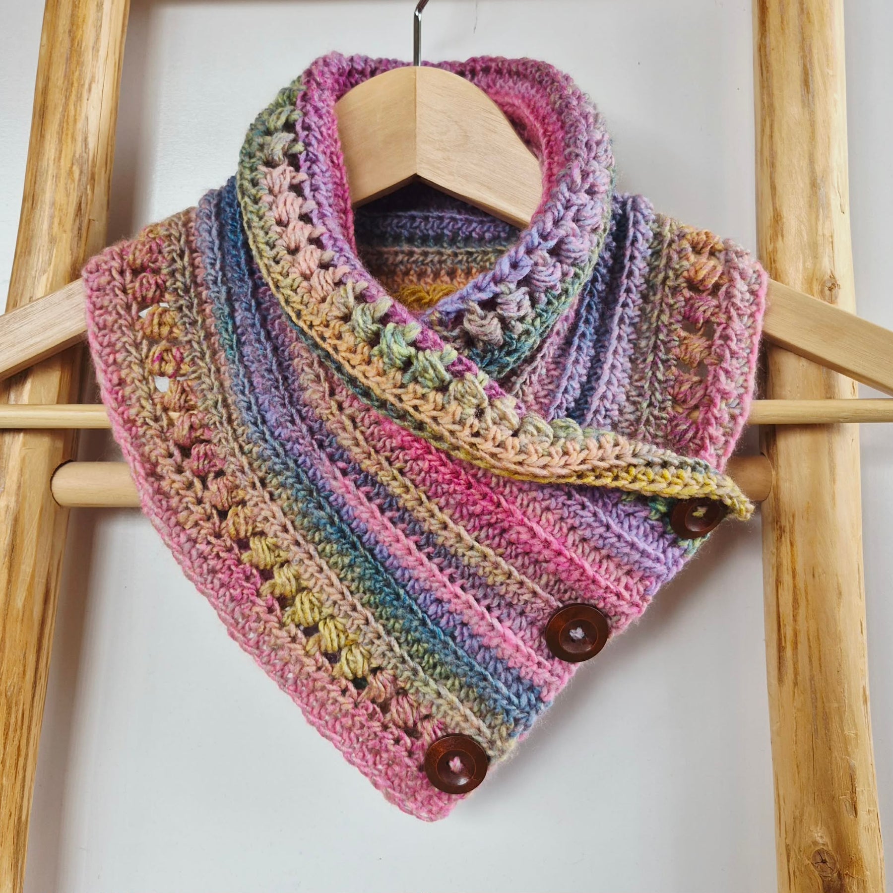 Ladies Neck warmer | Cowl | Scarf | Rainbow | Adult | Vintage | Crochet | Buttoned