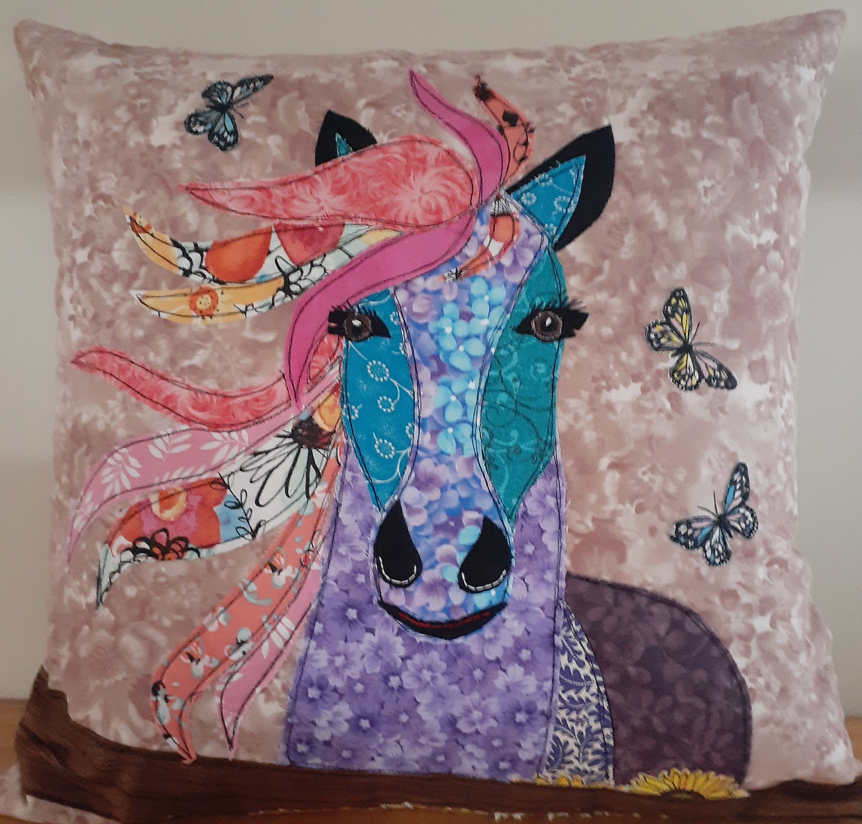 Hannah the horse cushion cover