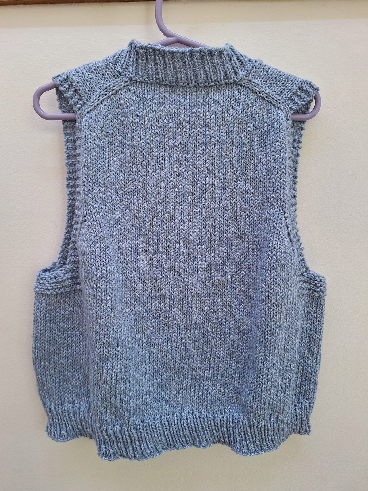 Handknitted Child's Between Seasons Vest Sz 4-6 Yrs