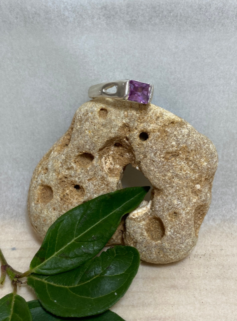 Delicate Signet Ring - Sterling Silver and Alexandrite