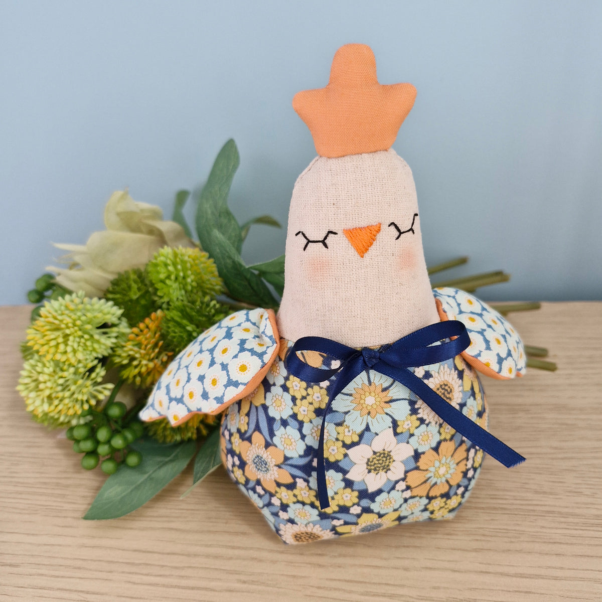 Henrietta Hen - Wallflower Blue