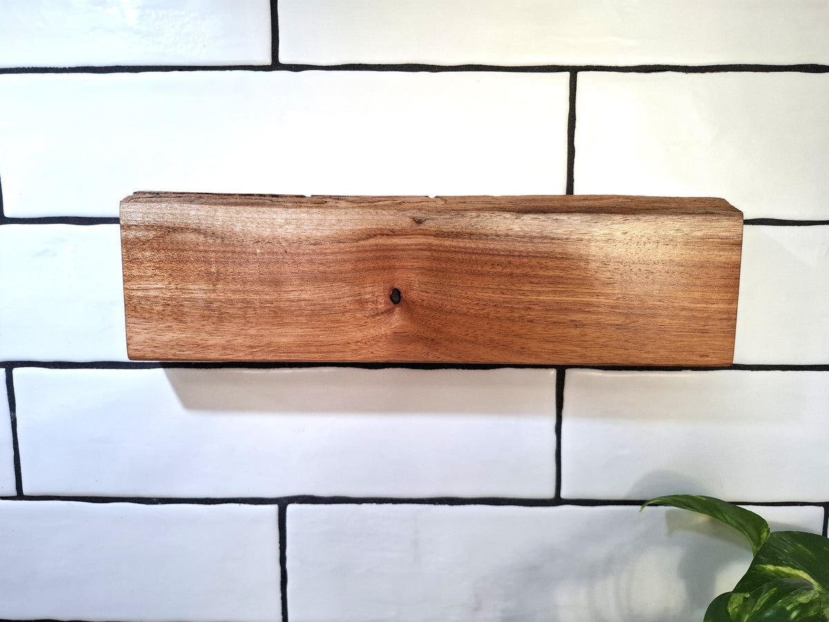 Handmade Wooden Magnetic Knife Holder: Wall-Mounted Kitchen Rack