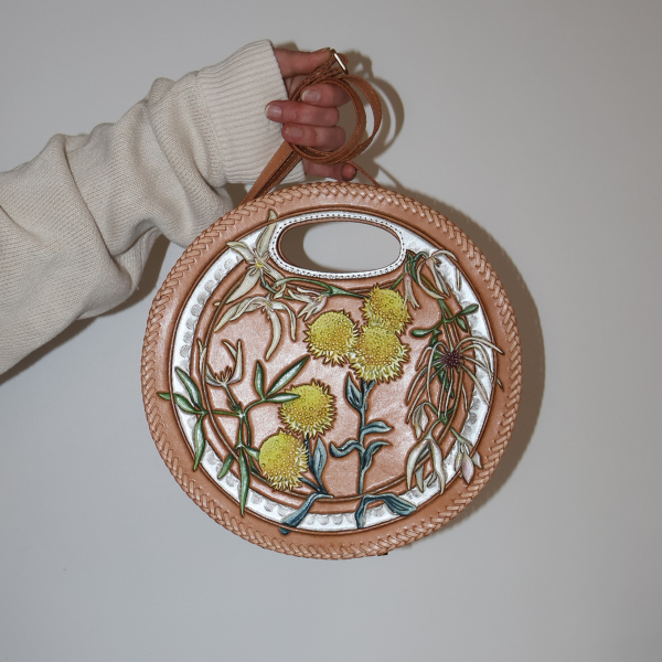 Clematis and Buttons Clutch