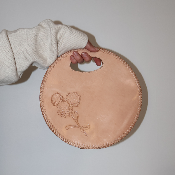 Clematis and Buttons Clutch