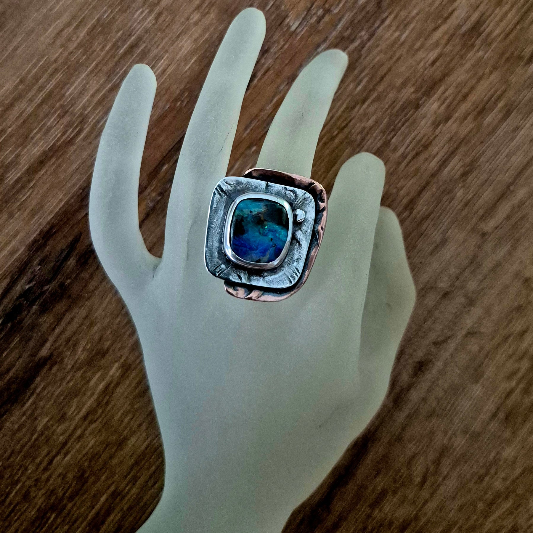The earthly ring