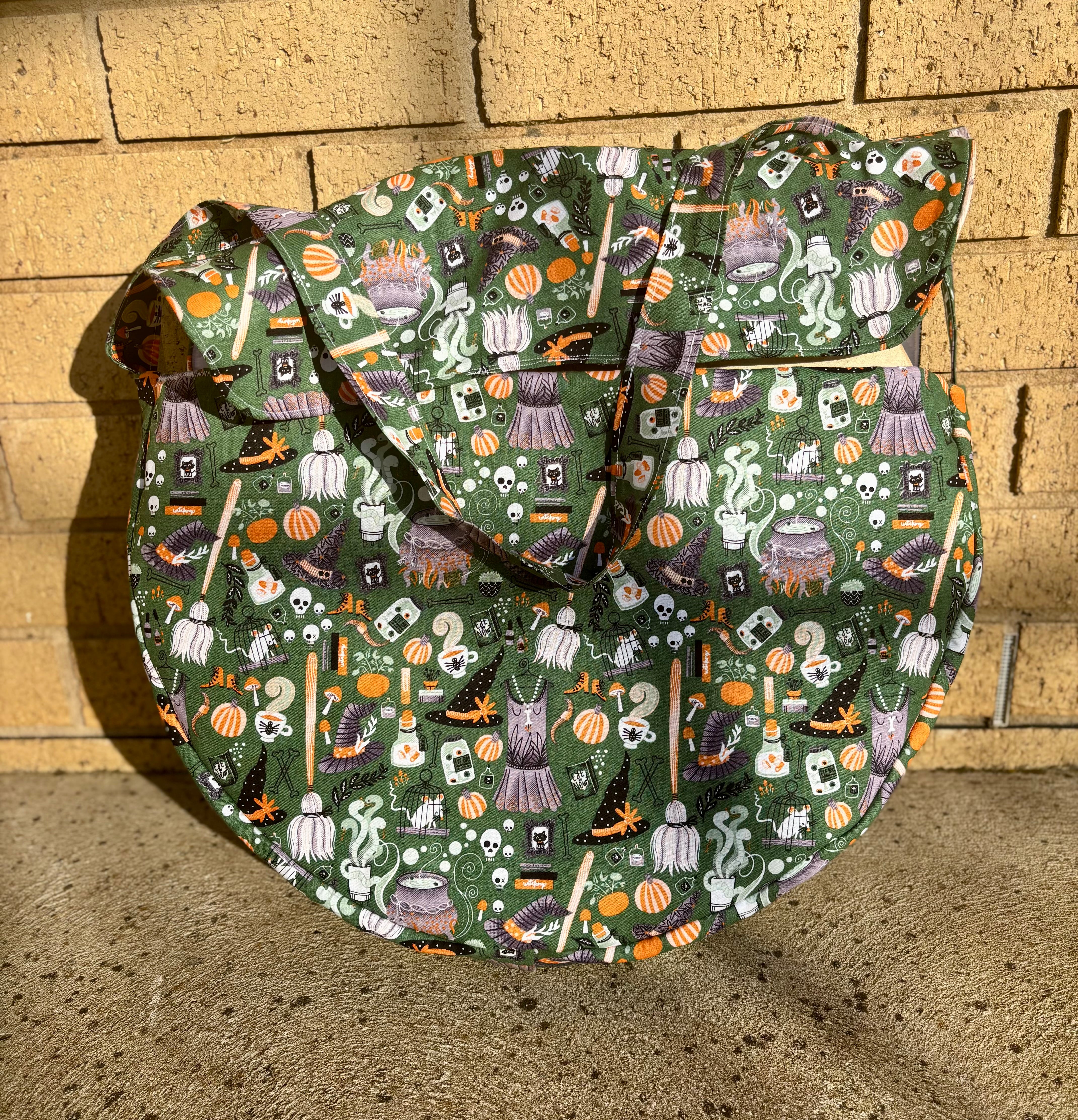 Hand made Drum Bag 16”-18”- earth witch design!