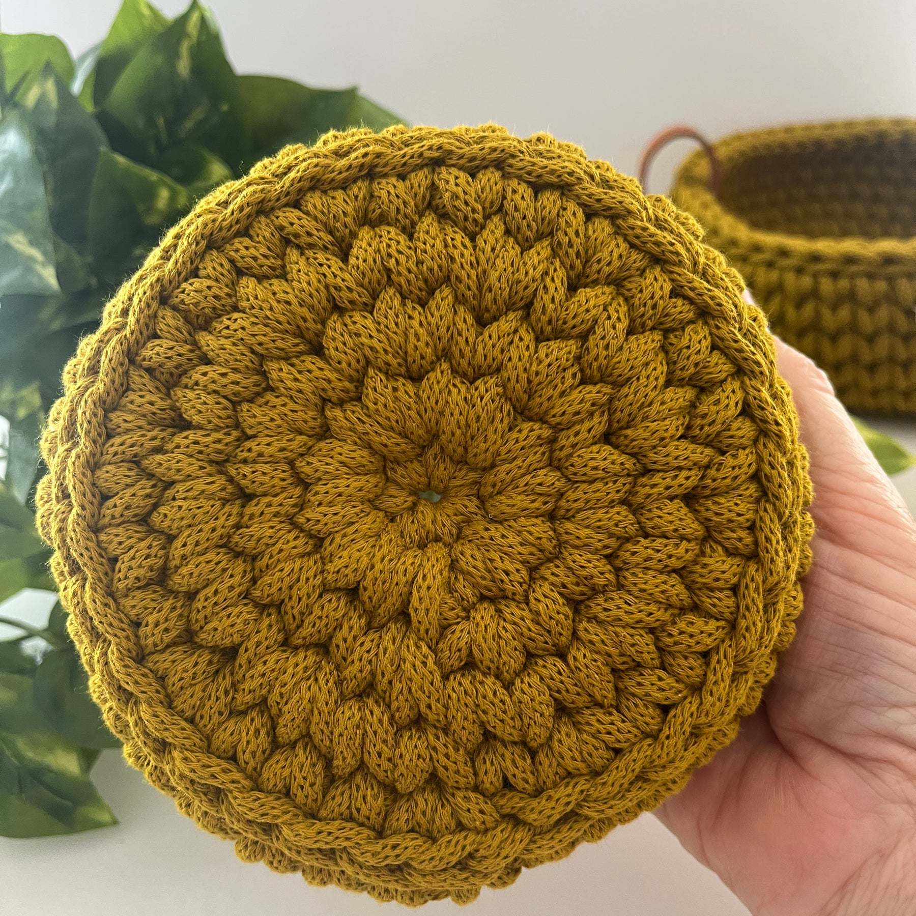 Mini crochet basket - colour Spicy Yellow