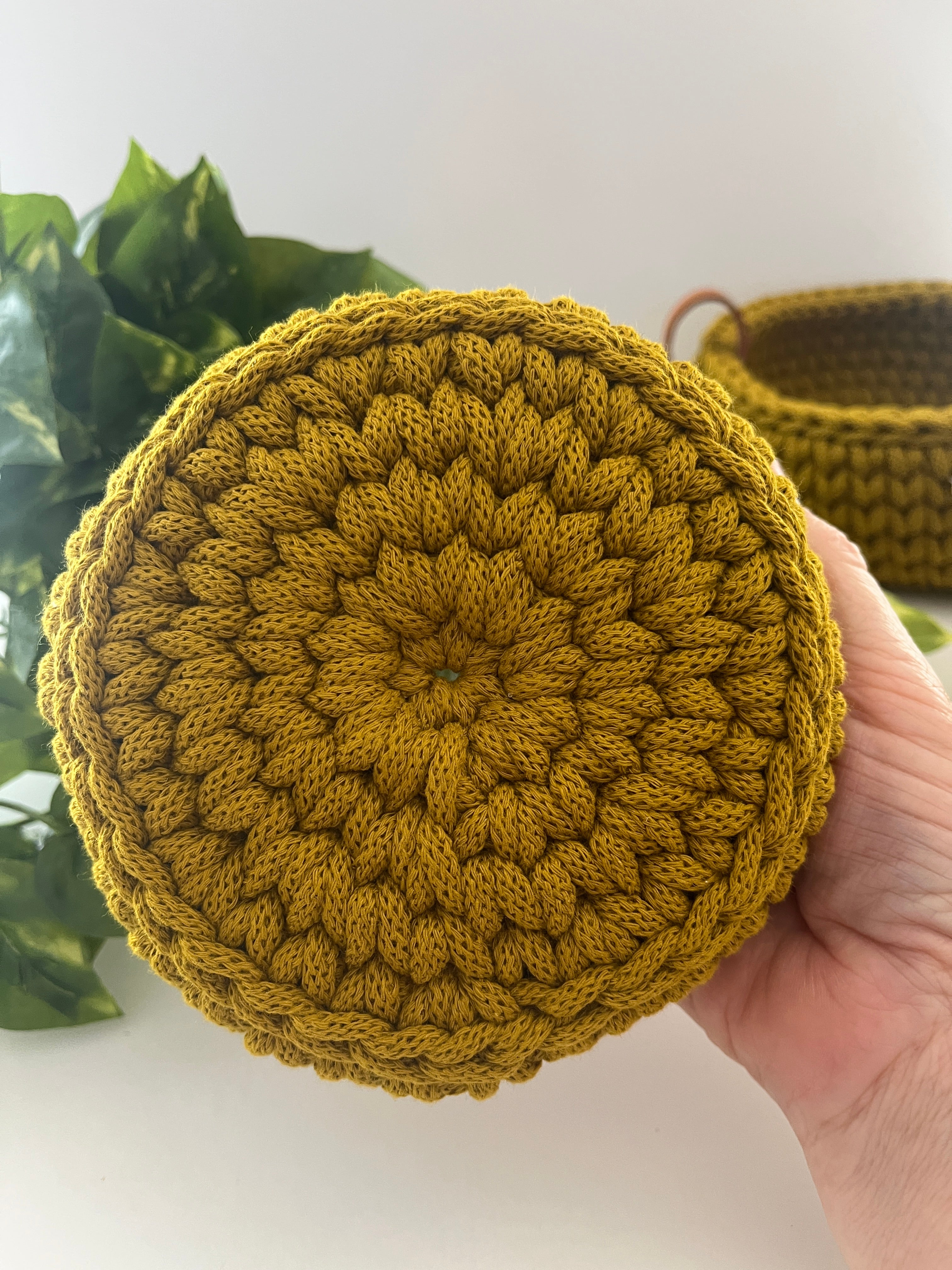 Mini crochet basket - colour Spicy Yellow