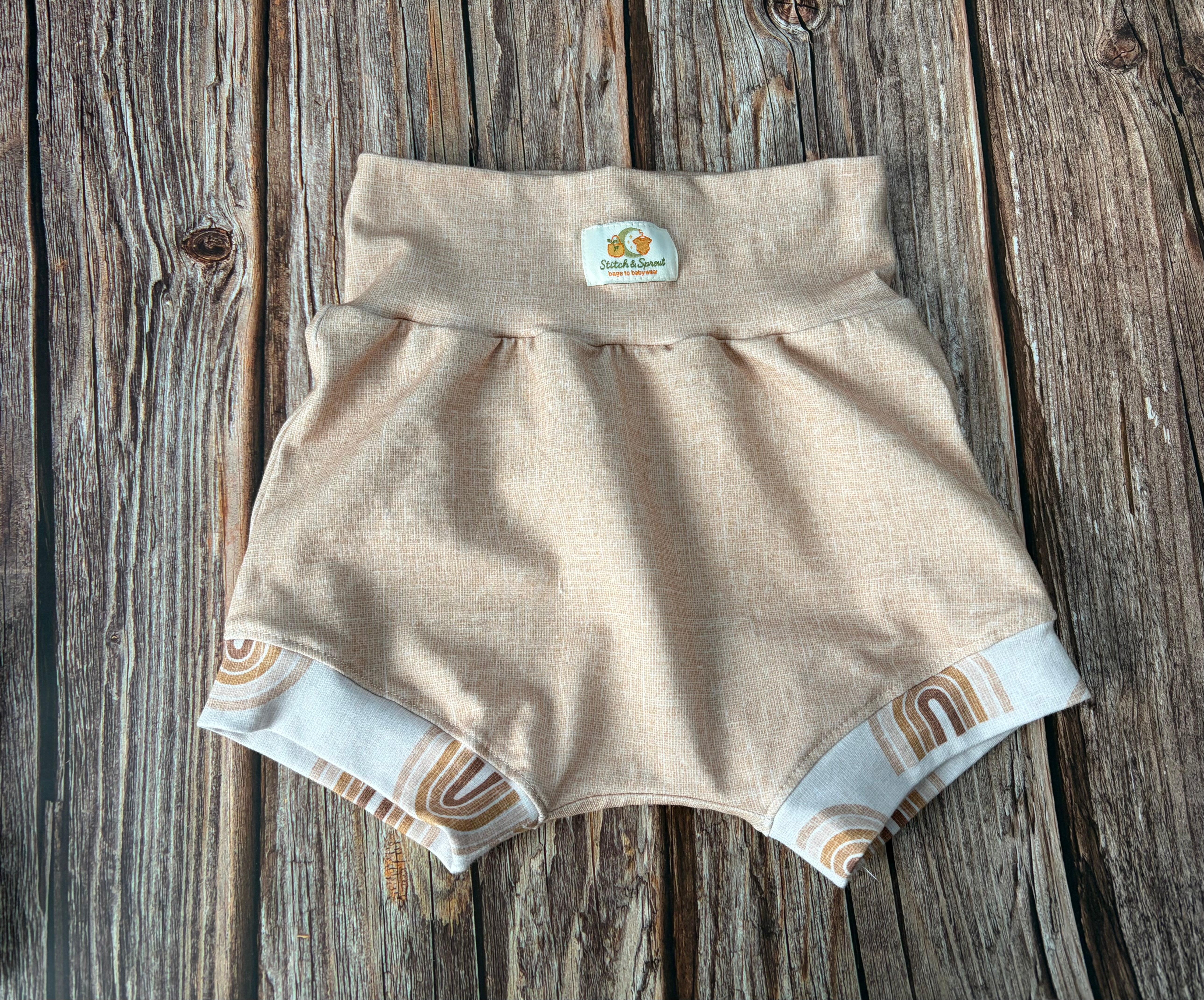MOCHA RAINBOWS LOUNGE SET