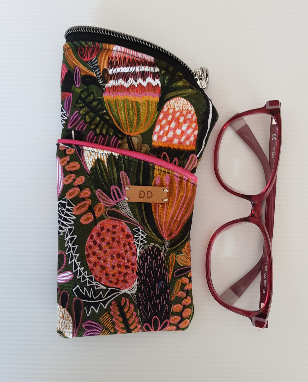 Handmade Padded Sunglass Case, Zippered Eyeglass Pouch, Aussie Floral print
