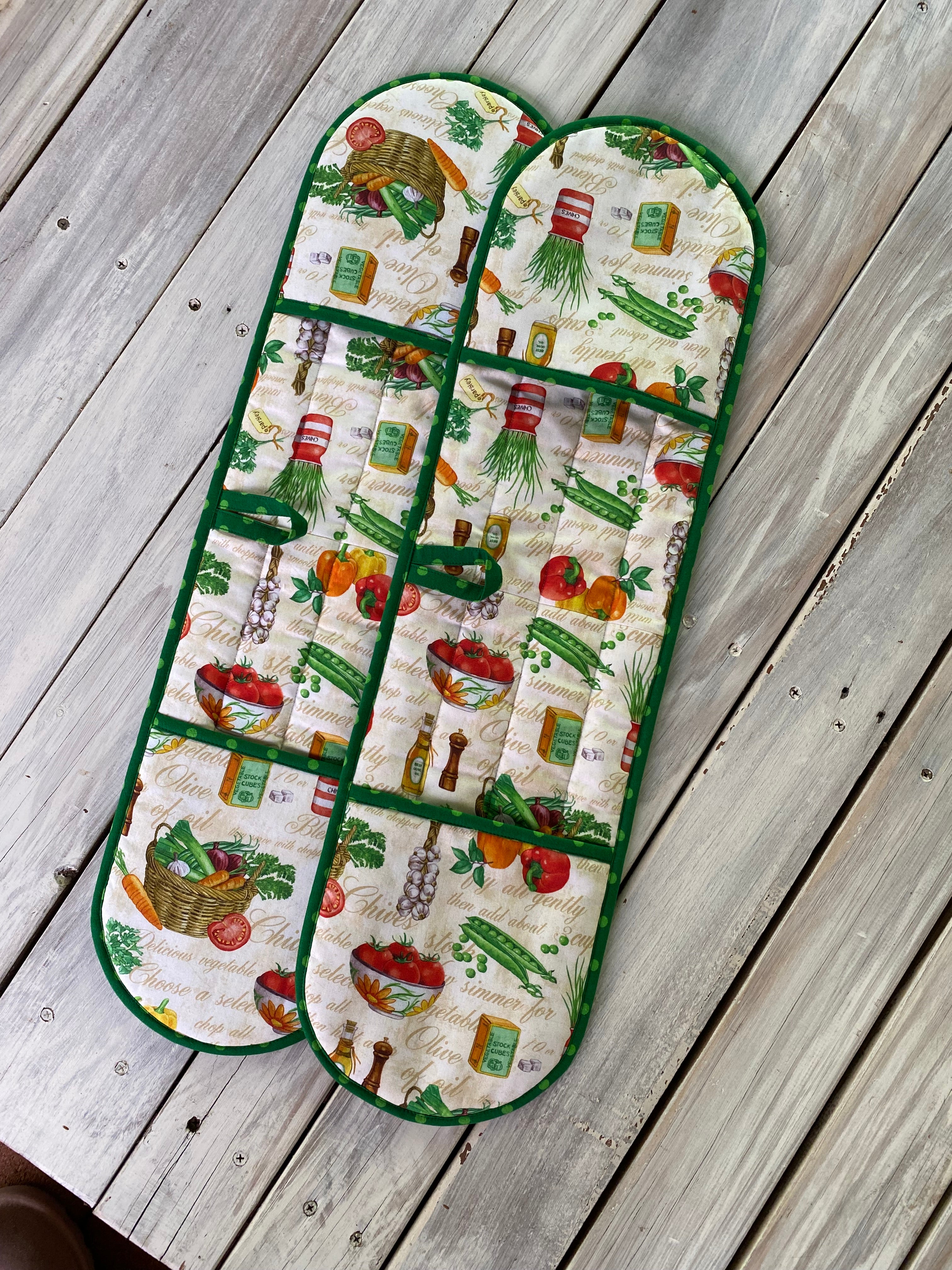 Kitchen Theme Double Oven Glove