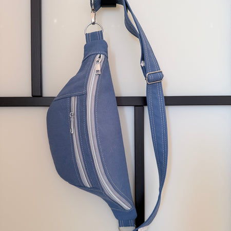 The Nomad ‘sky blue’ bum/waist bag