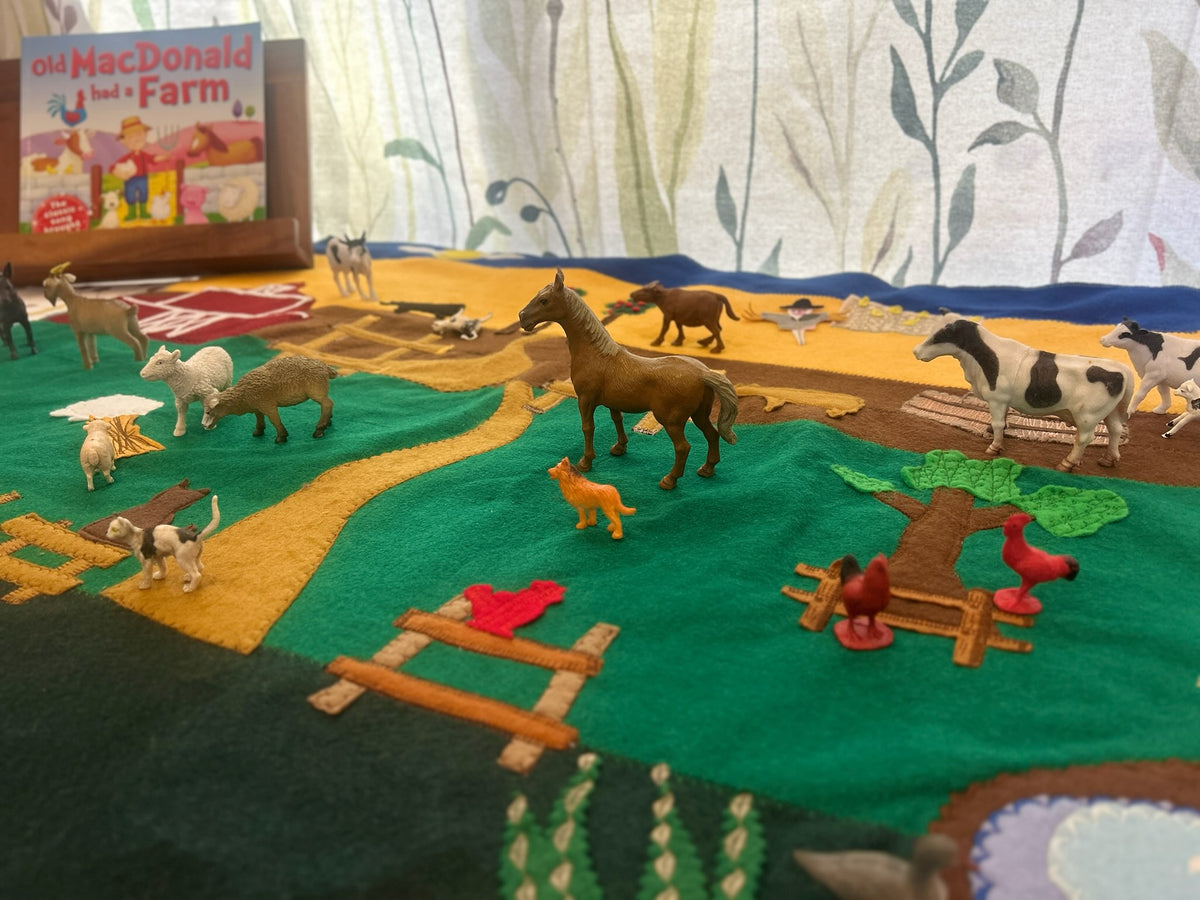 Children's Playmat  Farmyard A
