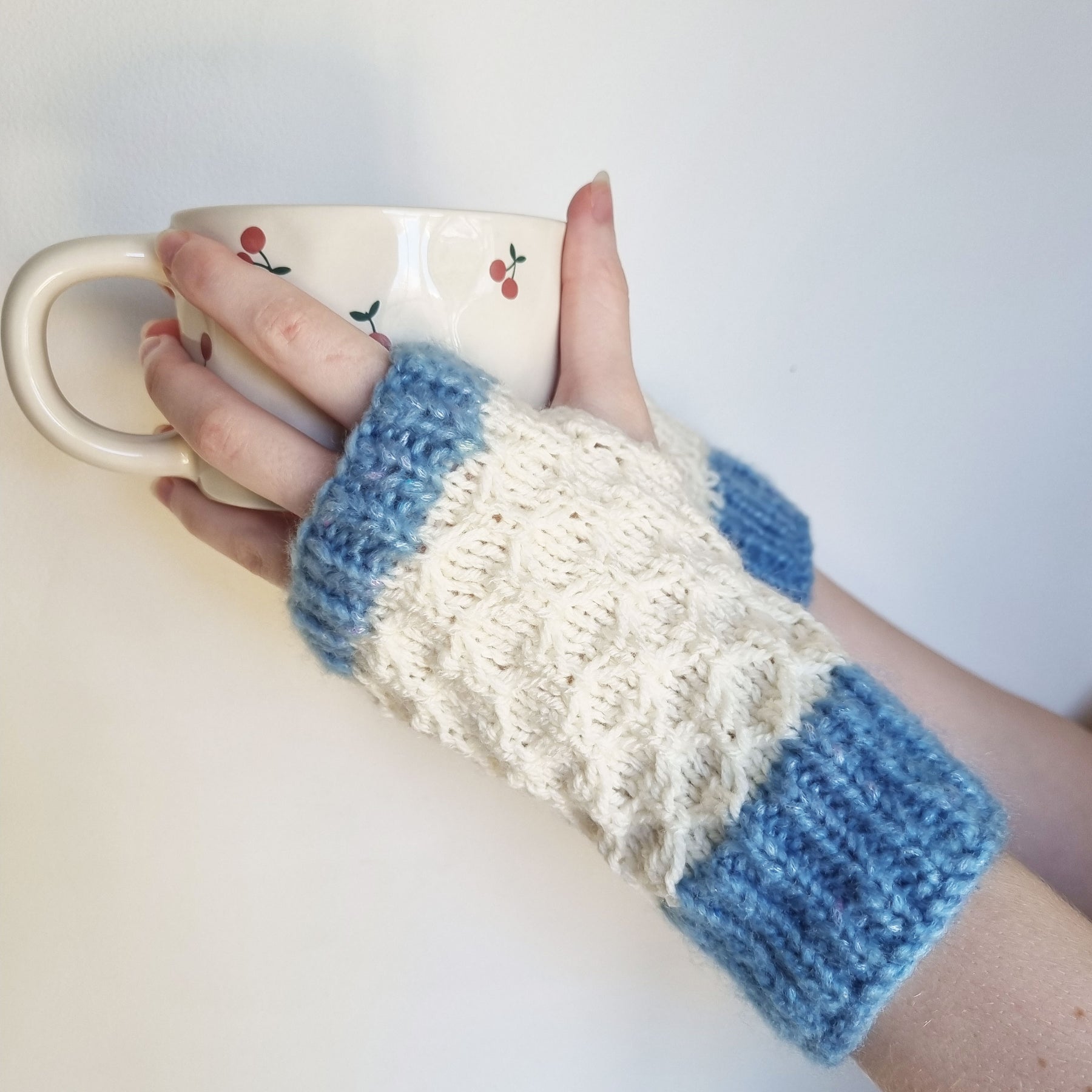 Handwarmer - Blue & White hand knitted fingerless gloves